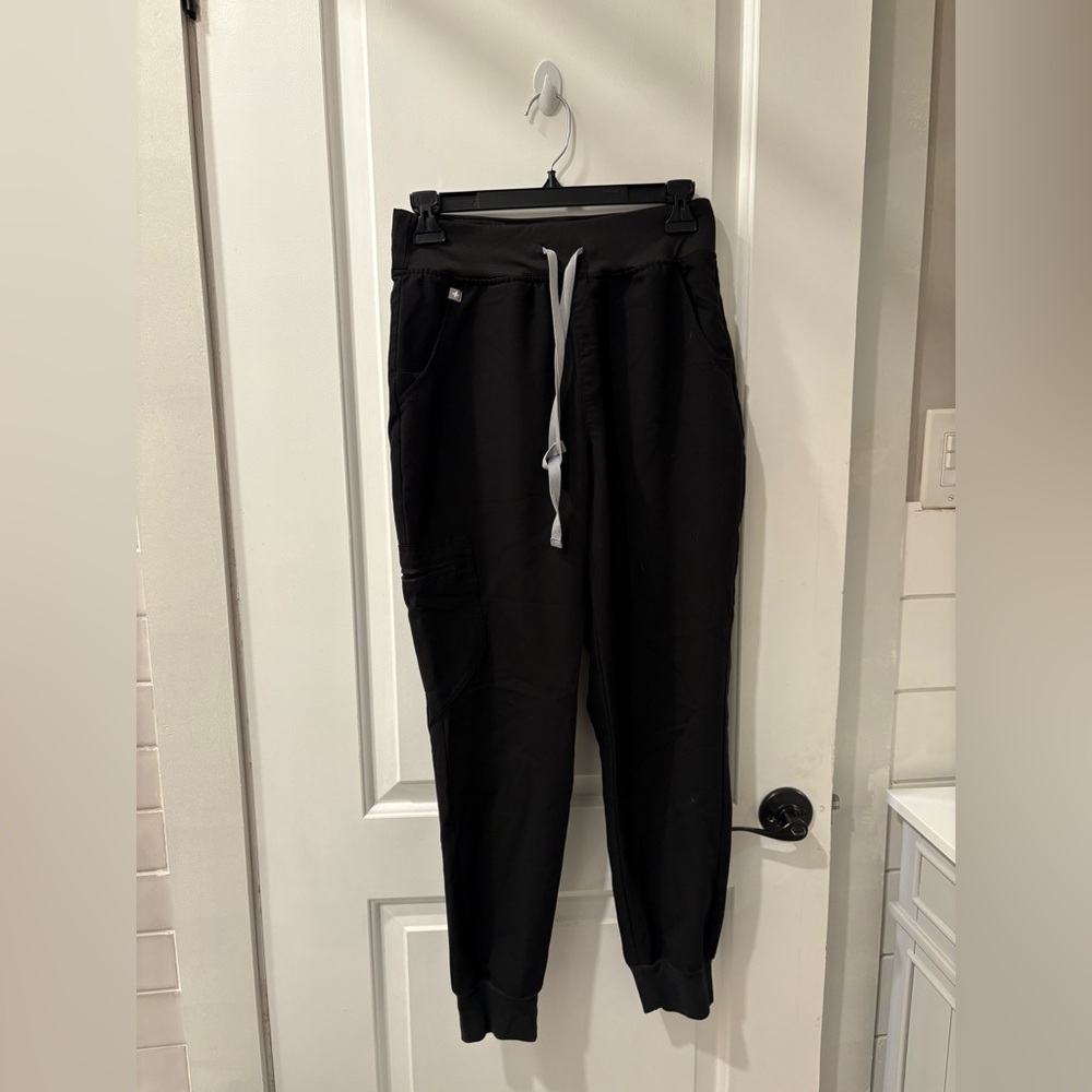 Figs Black Women Zamora Scrub Jogger Pants with Gray Drawstring
